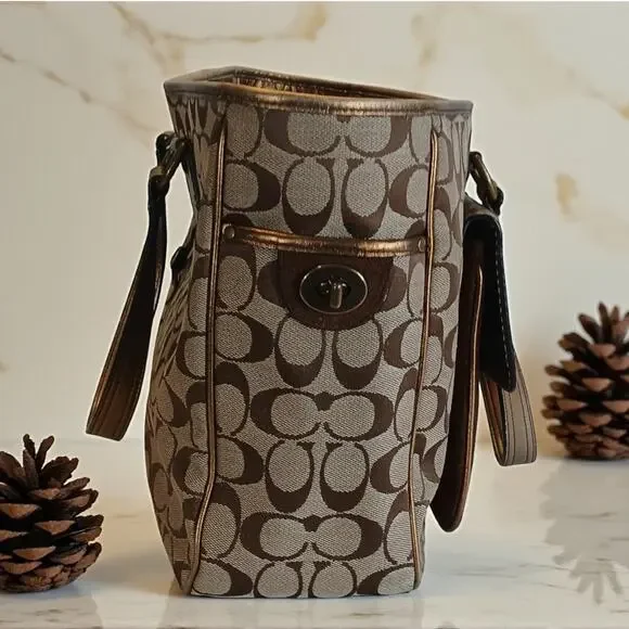 Coach Signature Canvas/Leather Vintage Tote - Rare! - Picture 4 of 16